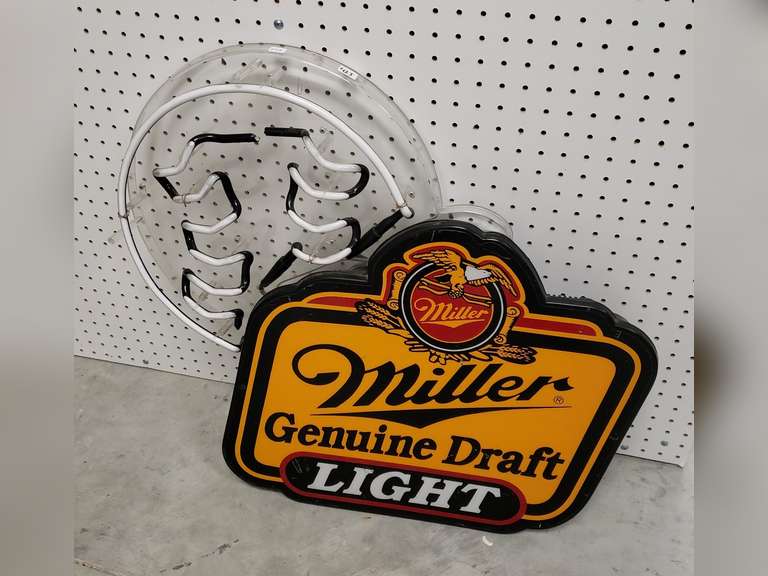 Miller Genuine Draft Beer neon sign, neon needs repaired.
