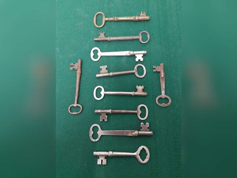 10 Skeleton Keys