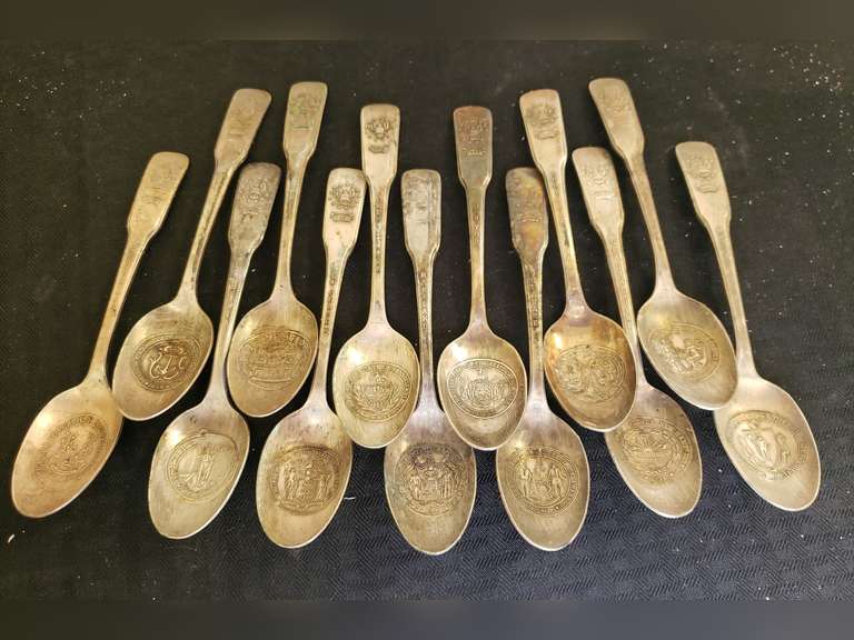 1970s International Silver 13 colonies Bicentennial spoon collection ...