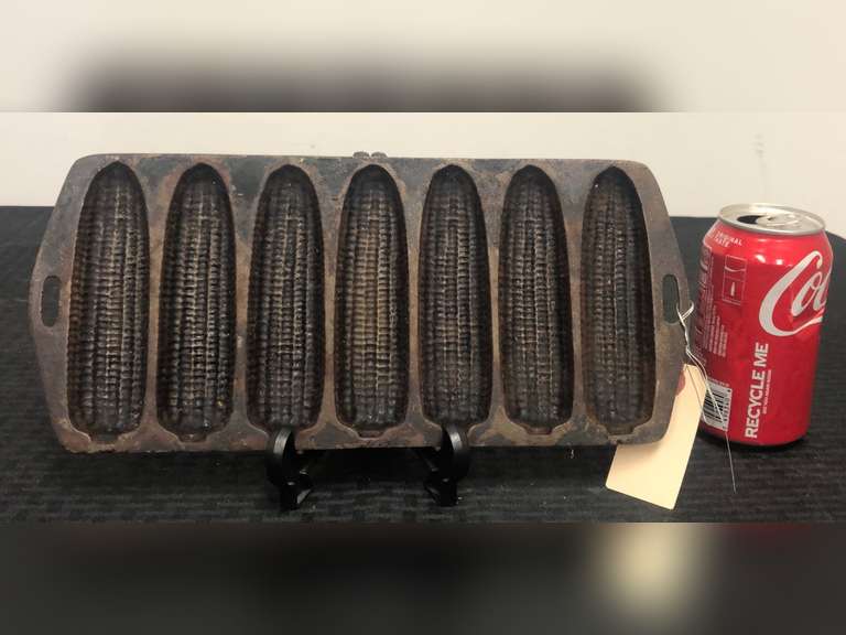 H1 Cast Iron Cornbread Pan Northern Kentucky Auction, LLC