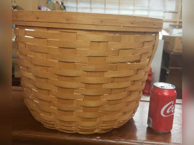 1992 Longaberger basket Northern Kentucky Auction, LLC