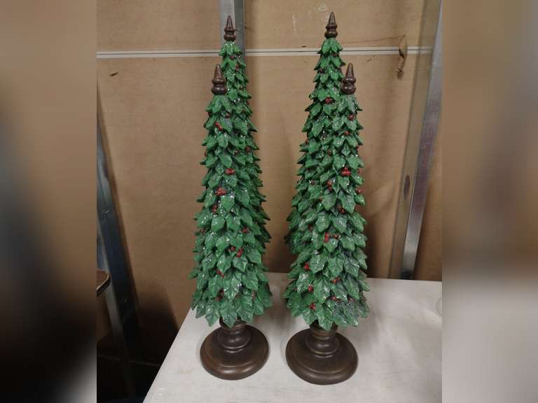 4 Christmas trees.