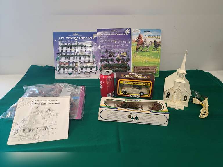 Misc. village collectible pieces, etc. see photos for details