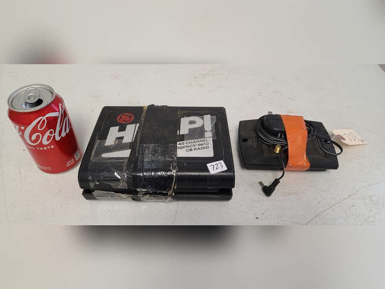 GE 40 channel emergency/info CB radio & Radio Shack bidirectional