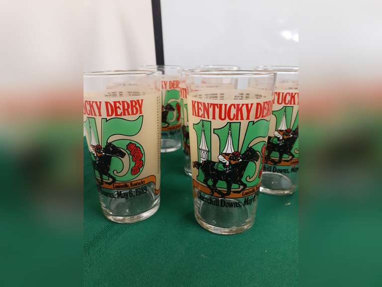 12 Kentucky Derby Glasses (8) 1989 & (4) 1986