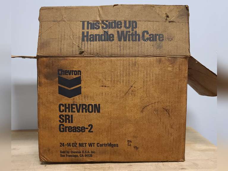 10 Chevron SRI Grease2 and Traveller Lithium MultiPurpose Grease