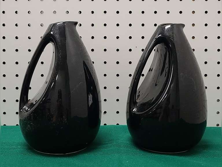 Kenwood Shawnee Pottery 2 black pitchers