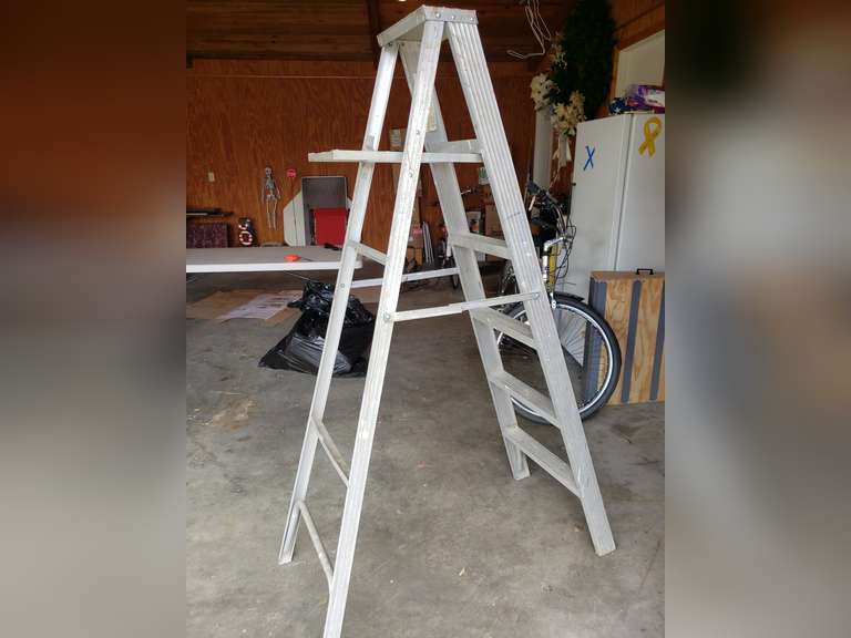 Keller aluminum ladder, 6ft