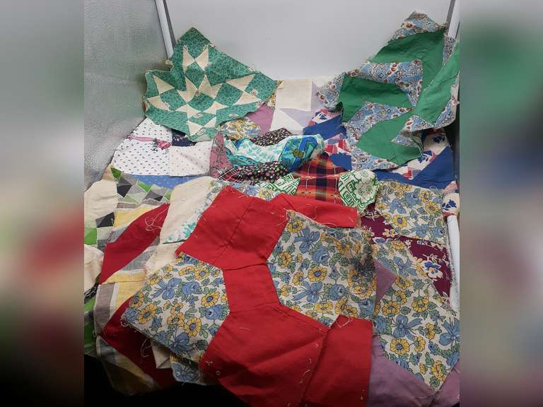 Assorted Quilting Squares Northern Kentucky Auction, LLC