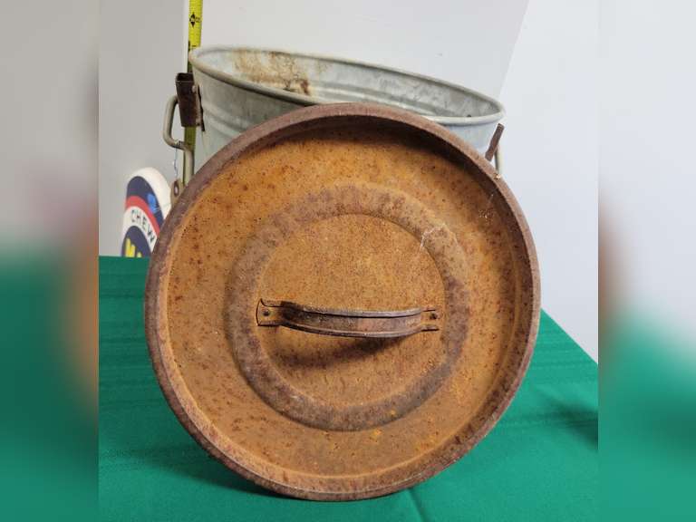Galvanized Bird Seed Bucket with Lid Northern Kentucky Auction, LLC