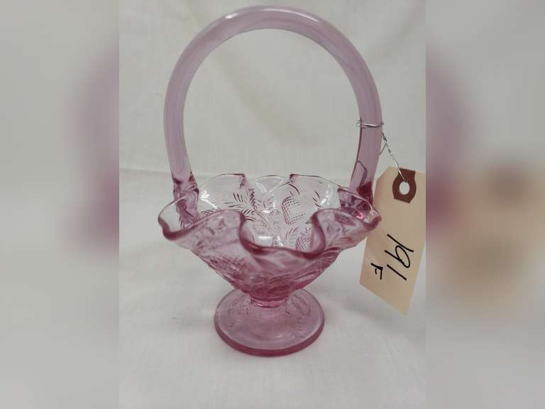 Fenton pink embossed strawberry basket Northern Kentucky Auction, LLC