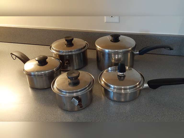 Vintage Cookware w/ Lids