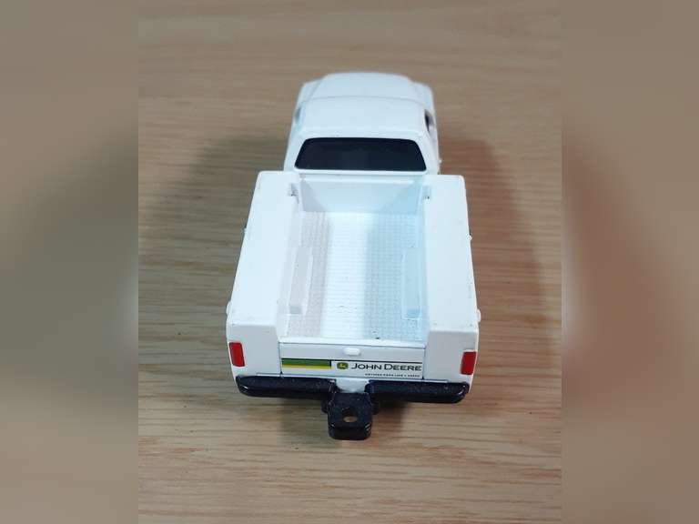 Ertl Die Cast Metal John Deere Pickup Truck Northern Kentucky Auction