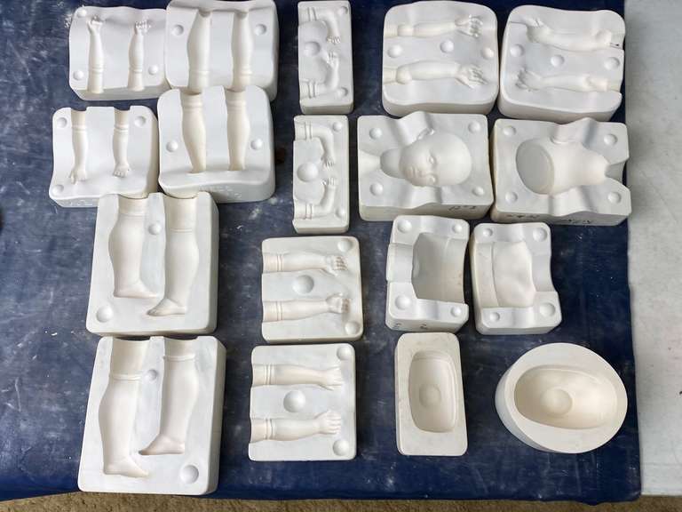 10 Seeley ceramic doll molds Northern Kentucky Auction, LLC