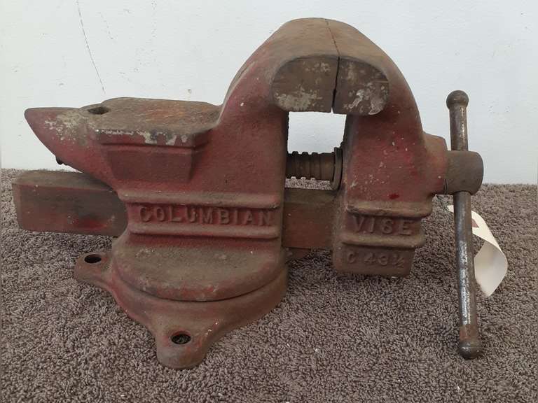 Vintage Columbian Bench Vise Northern Kentucky Auction, LLC