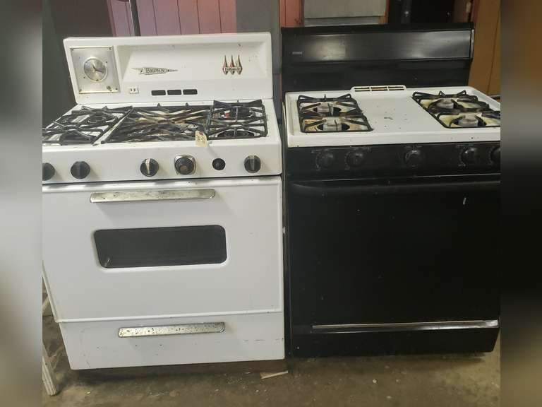 Vintage Brown and Kenmore gas stoves, untested Northern Kentucky