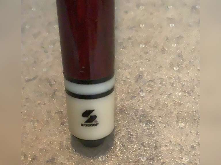 Sportcraft Pool cue.