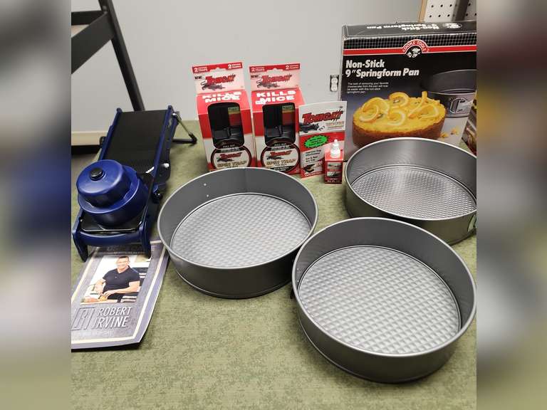 Robert Irvine mandolin slicer TomCat spin trap with bait assorted