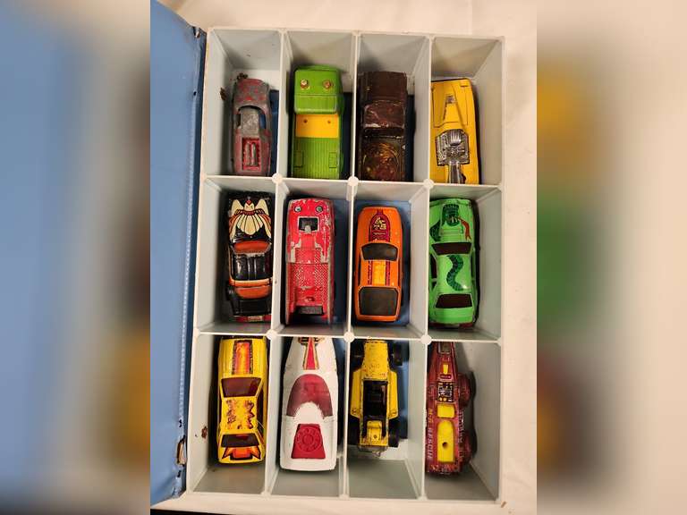 Miniature Car Collectors Box With Cars