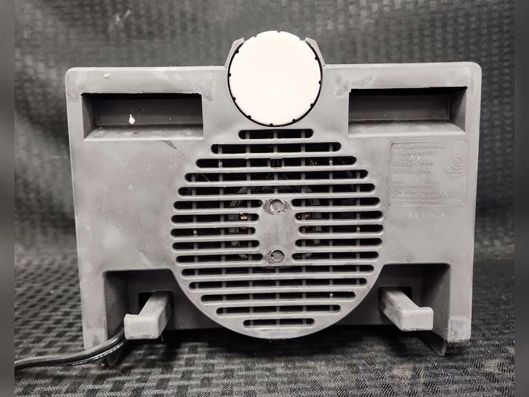 https://www.northernkentuckyauction.com/auctions/29539/lot/93472-one-holmes-twin-ceramic-heater-powers-on