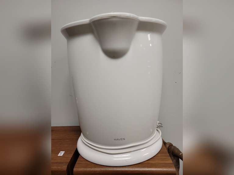 Haven Towel Warmer Powered On When Tested Northern Kentucky Auction