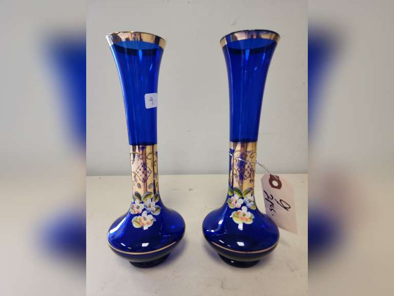 2 Cobalt blue vases Northern Kentucky Auction, LLC