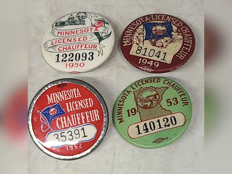 4 Minnesota Licensed Chauffeur Pinbacks with Pins, 1949195019521953