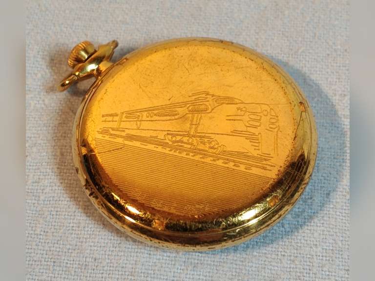 Majestime 17 jewels pocket watch does show wear, appears to work