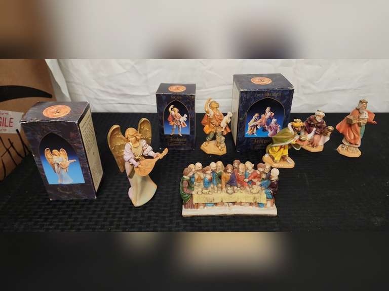 Assorted religious figurines