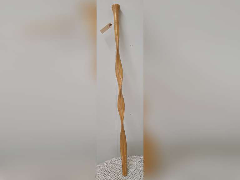Twisted wood walking stick 35in Northern Kentucky Auction, LLC
