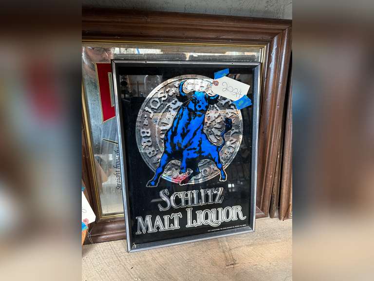 Schlitz Malt Liquor Sign/ Dakota Beer Sign Northern Kentucky Auction, LLC
