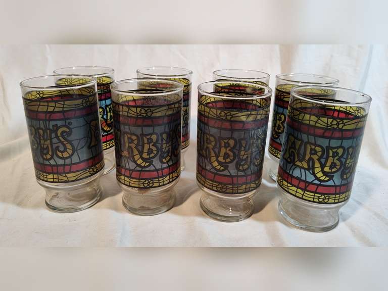 8 Arby's restaurant drinking glasses Northern Kentucky Auction, LLC
