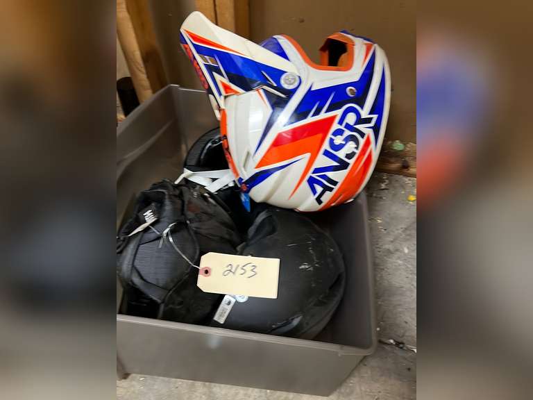 Appear to be child size helmets Northern Kentucky Auction, LLC