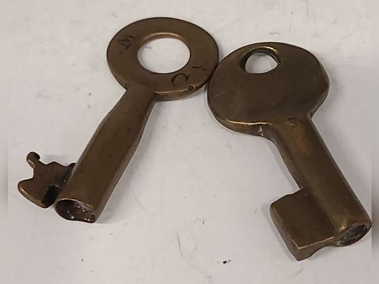 Brass railroad keys Northern Kentucky Auction, LLC