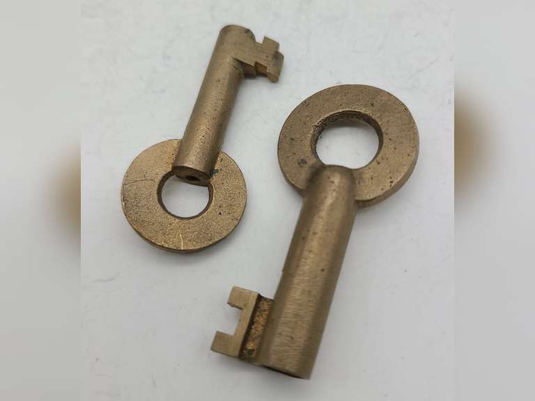 Brass railroad keys Northern Kentucky Auction, LLC