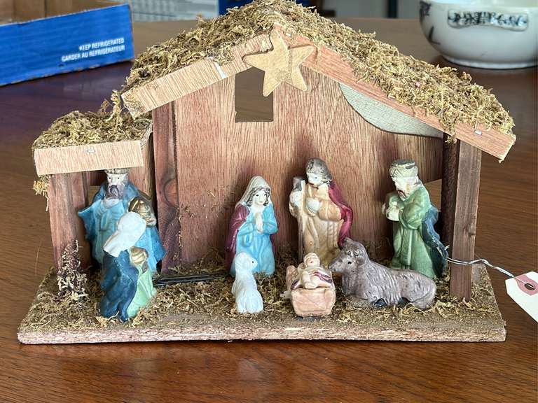 Nativity Scene Northern Kentucky Auction, LLC