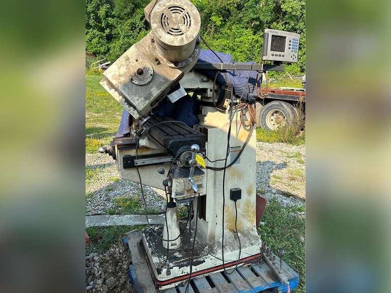 Jet turret milling machine Northern Kentucky Auction, LLC