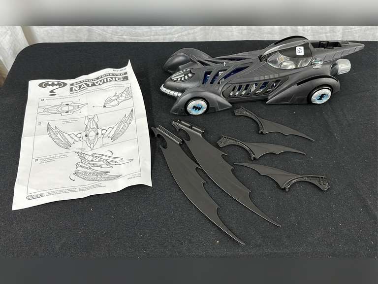 CELLWORLD Batman Forever Batmobile 2023 - Modello Pressofuso Edizione Limitata 55/250, Scala 1/55