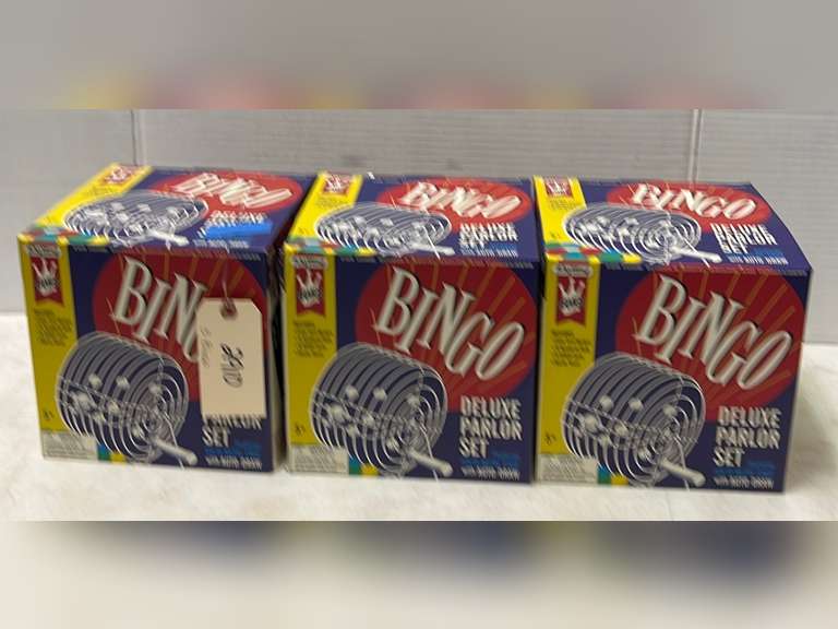 3 Bingo Deluxe Parlor Sets Northern Kentucky Auction, LLC