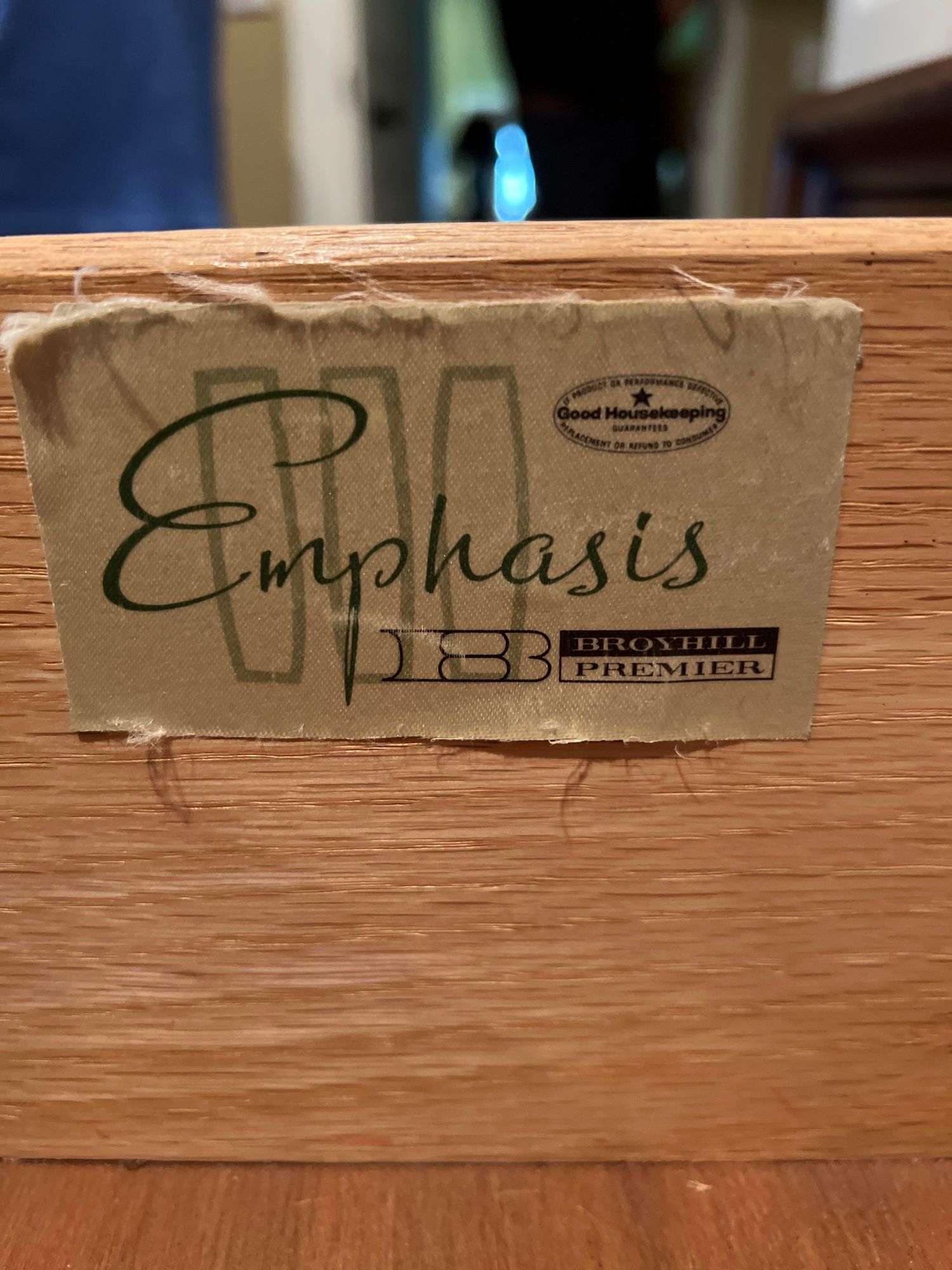 Vintage Broyhill Emphasis Credenza - Nutt Auction