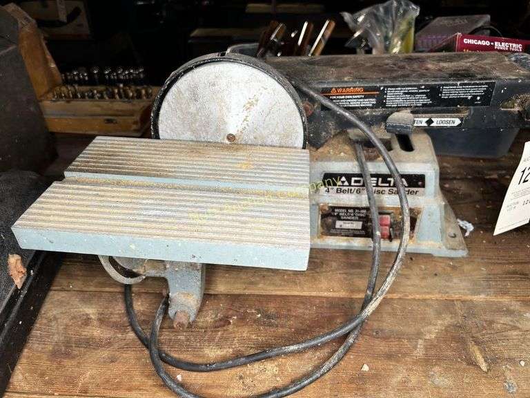 Delta 4" belt, 6" disc sander, 115v model 31460 Nutt Auction