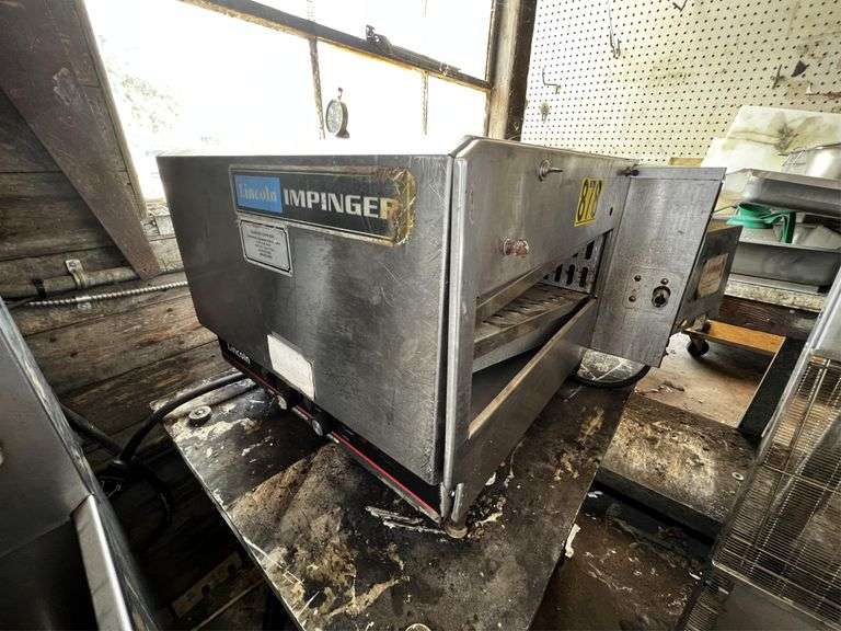 Lincoln Impinger pizza oven w/conveyor Mdl 1302, 240v, single phase