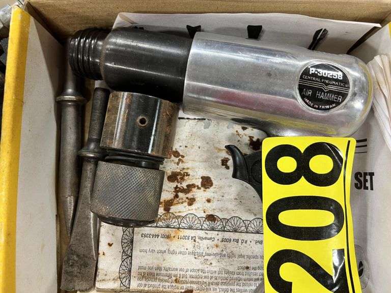 Central Pneumatic air impact hammer kit Nutt Auction