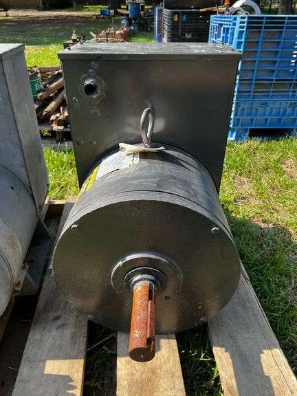 Electric motor 480 volt, 3 phase - Nutt Auction