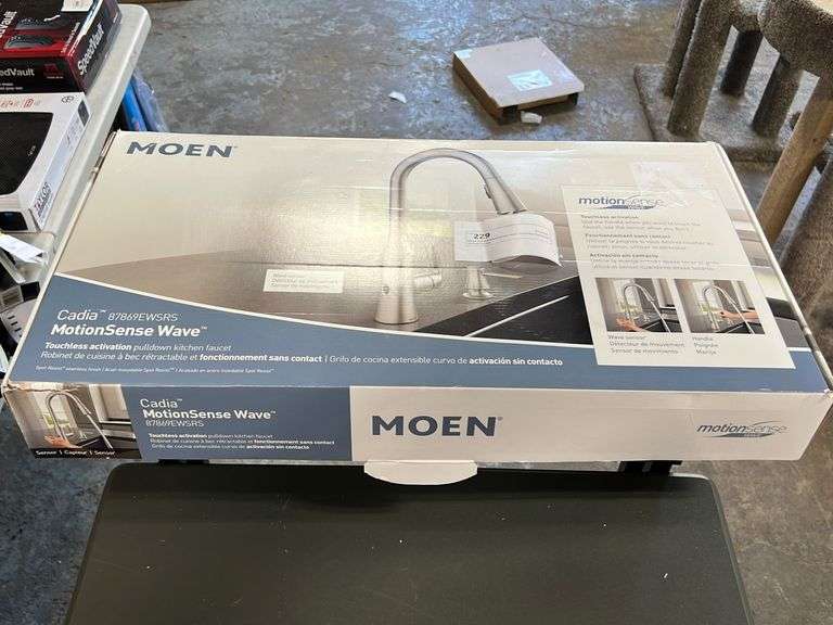 Moen Cadia Motion Sense Wave Touchless PullDown Kitchen Faucet NW