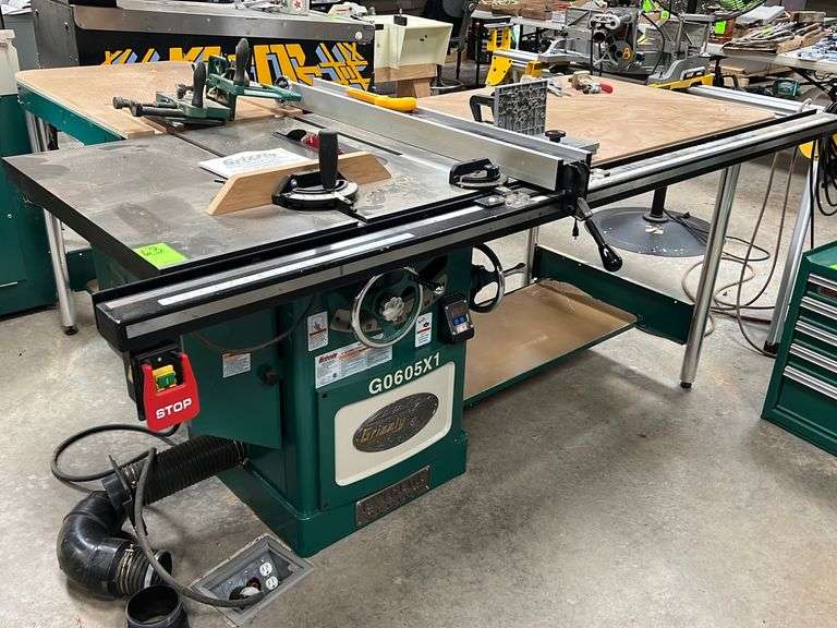 Grizzly G0605X1 12" Extreme Series Left Tilling Table Saw w/ Riving