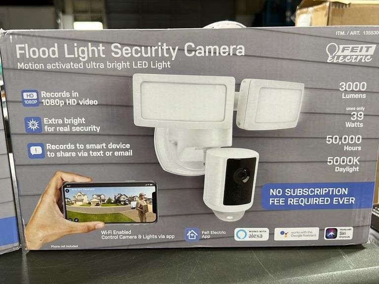 (2) Feit Flood Light Security Cameras NW Asset Services