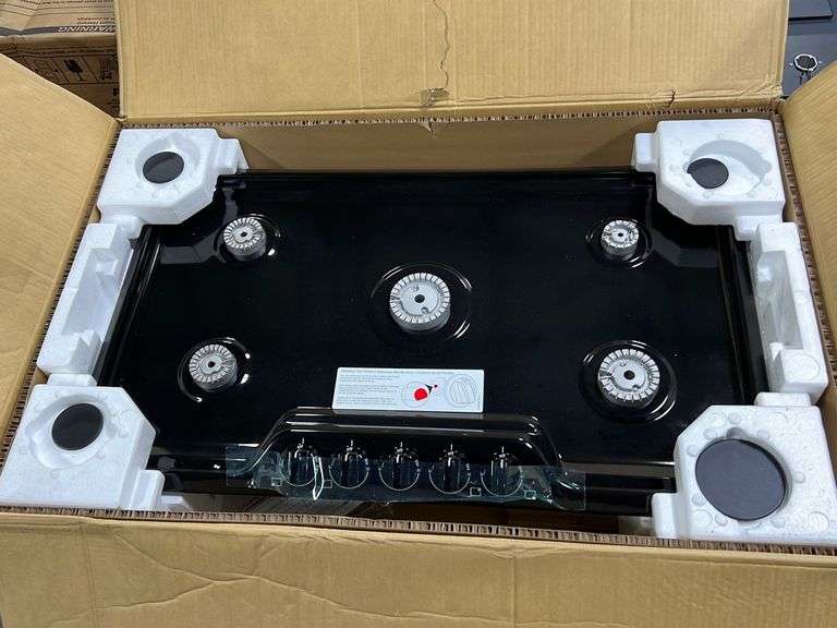 Frigidaire 36" 5Burner Gas Cooktop NW Asset Services