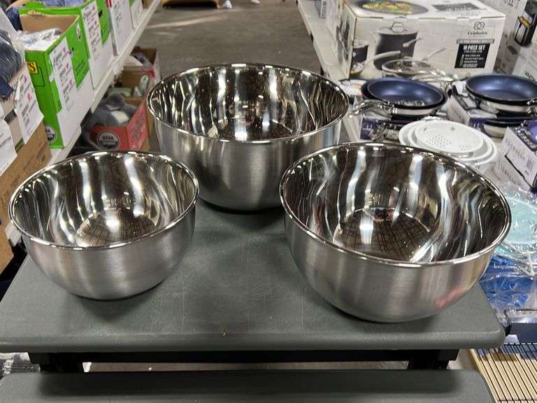 MiU 3pc Stainless Steel Mixing Bowls w/ NonSlip Silicone Bottoms NW