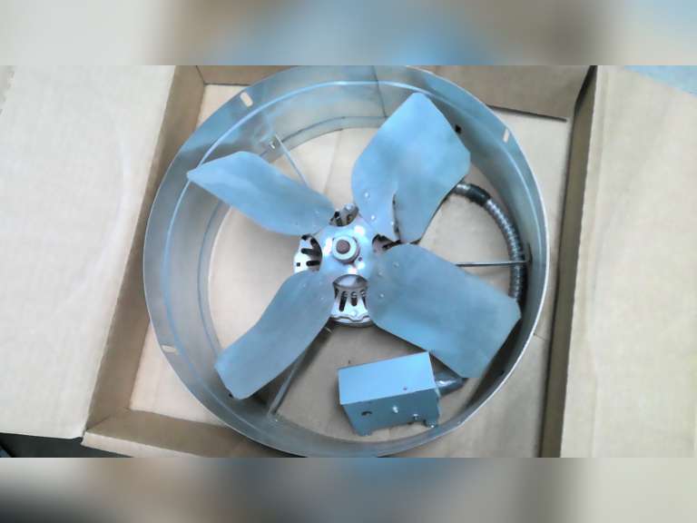 NEW ATTIC FAN, 1300 CFM POWER GABLE MOUNT ATTIC VENT (DAMAGE FAN NOT